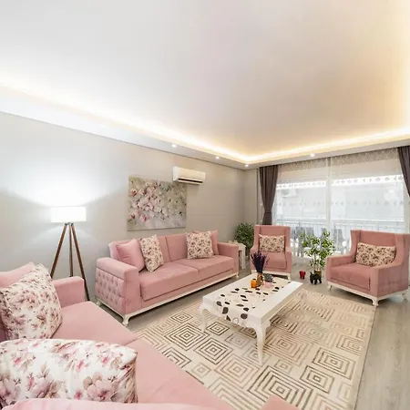 Lovely And Central Apartment Near Konyaalti Beach In Muratpasa, Antalya Antalya