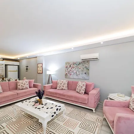 Lovely And Central Apartment Near Konyaalti Beach In Muratpasa, Antalya Appartamento *