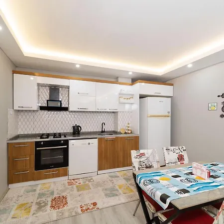 Appartamento Lovely And Central Apartment Near Konyaalti Beach In Muratpasa, Antalya Antalia