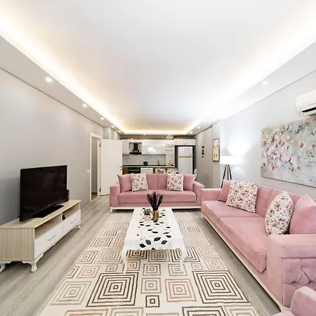 Lovely And Central Apartment Near Konyaalti Beach In Muratpasa, Antalya Antalia